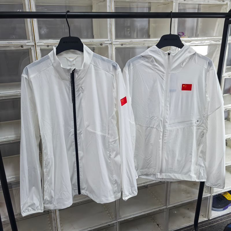 安踏冠军全天候系列男士运动薄款梭织外套轻质上衣152430602