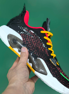 安踏 狂潮5 TEAM 24夏季新款轻质透气男子篮球运动鞋 112421606S