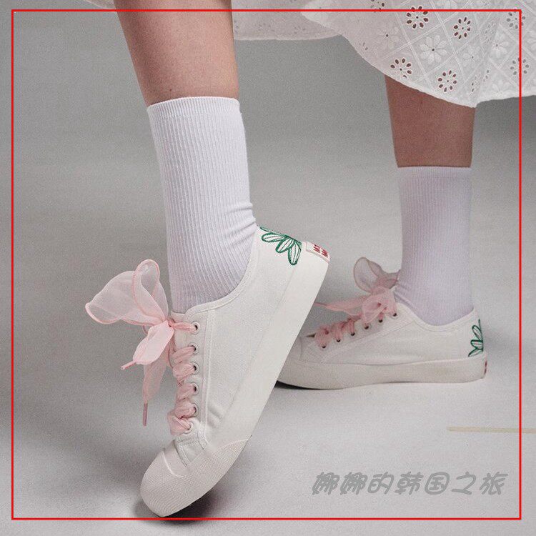 韩国代购MARDI蕾丝蝴蝶结绑带帆布鞋软底 芭蕾穿搭小白鞋女生板鞋