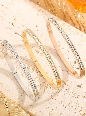 钛钢手镯女生感小众满天星不掉色镶钻精致大方ins风满钻手环