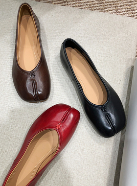 水洗马皮分趾鞋女2026新款真皮平底单鞋tabi猪蹄羊蹄鞋做旧乐福鞋