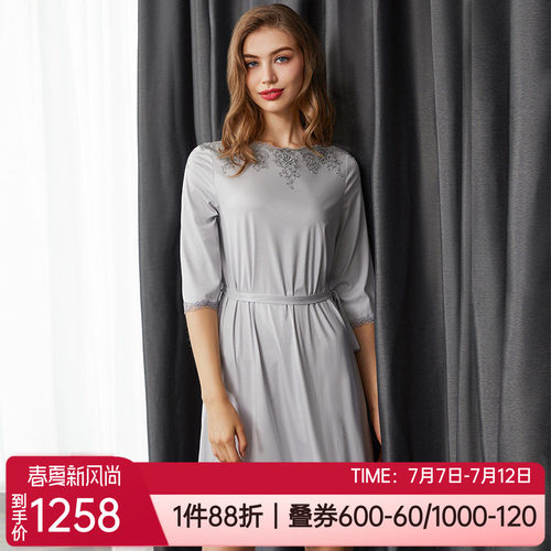 爱慕兰卡文女士家居服七分袖睡裙