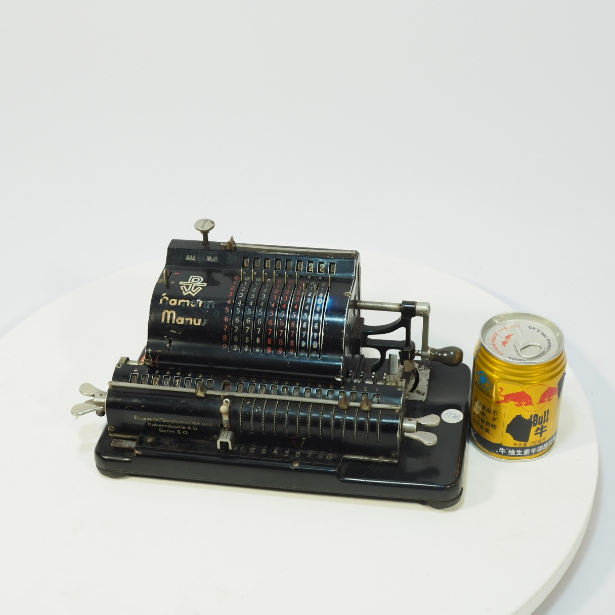 HamannManus手摇机械计算器