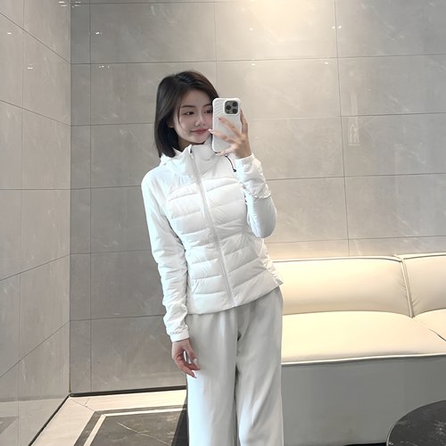 短款修身显瘦轻便可当内胆羽绒服