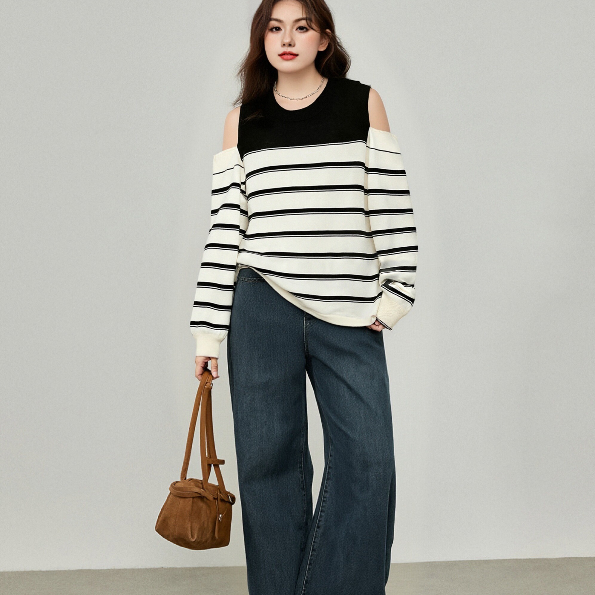 大码女装圆领露肩长袖上衣2024春季新款胖mm宽松显瘦条纹针织衫女
