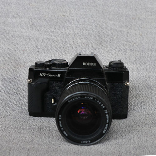 理光kr5-super二代135单反胶卷相机20-80mm镜头一起出售