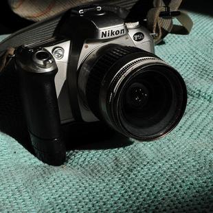 尼康f55胶卷相机28 80镜头套机单反135胶片机