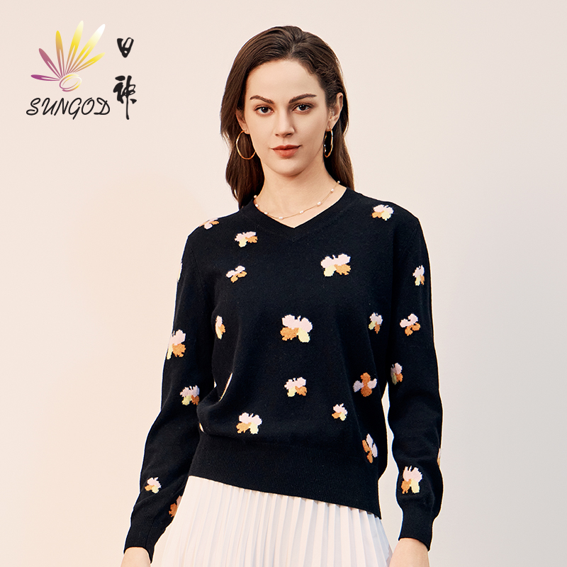 日神2025新款时尚提花V领羊绒衫