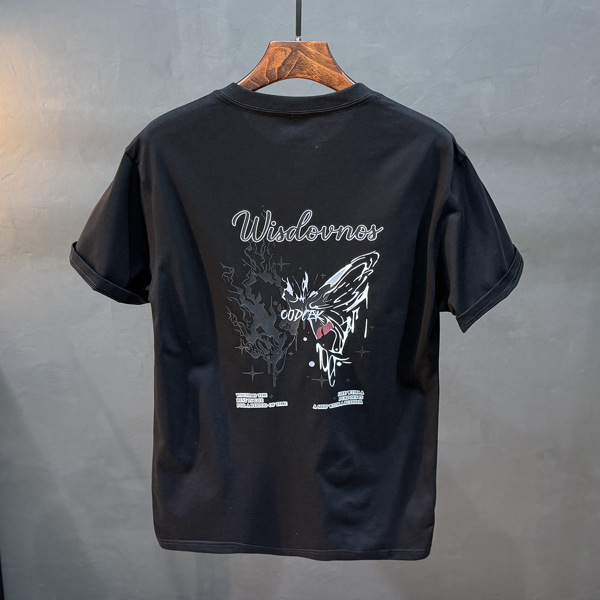 2026年夏季新款大码纯棉短袖t恤男士白色简约T恤衫柔软半截袖上衣