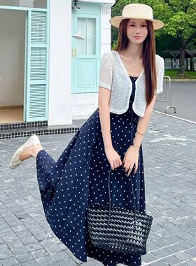 2026夏季网纱蕾丝镂空披肩+波点吊带连衣裙女两件套收腰过膝长裙