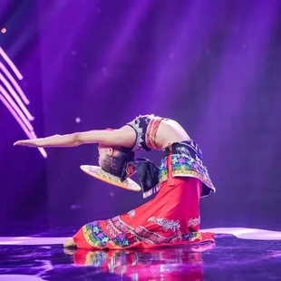 紫陶灵舞蹈傣族服装雨竹林邵多丽舞台道具跳舞翘边花腰斗笠带头套