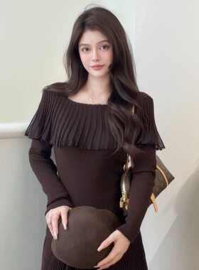 2026小众 轻奢一字肩毛衣荷叶大翻领喇叭袖修身显瘦上衣针织打底