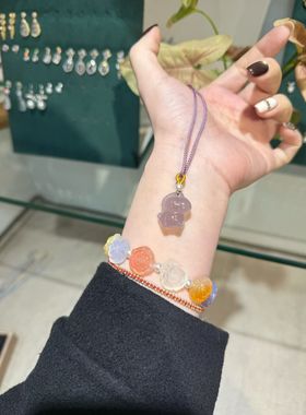 天然玛瑙小萌马挂件多色可选ins风甜本命年小众吊坠简约玉石项链