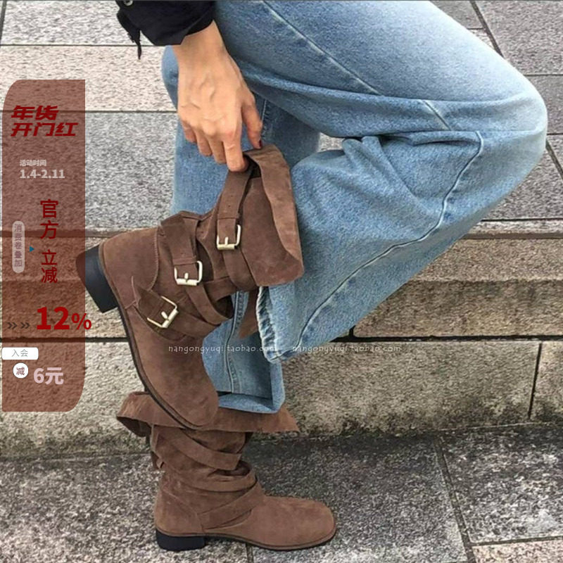 现 韩国东大门女鞋25秋冬新款慵懒街拍皮带扣宽口两穿挽边中筒靴,女鞋,时装靴,淘宝优惠券,粉丝福利购,淘宝优惠卷