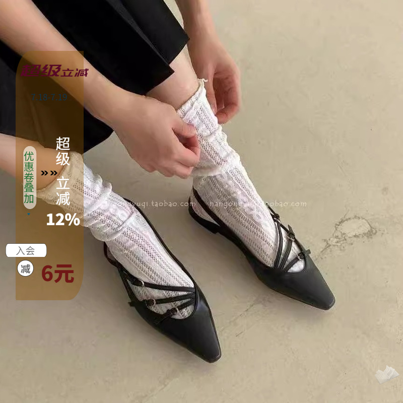 镂空皮带扣黑色尖头玛丽珍凉
