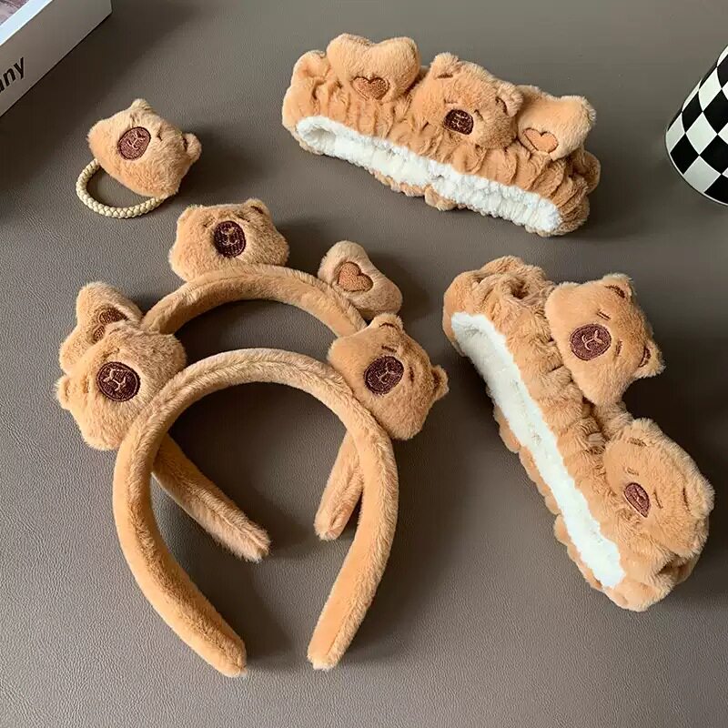 卡皮巴拉秋冬毛绒小熊卡通发箍游乐园女童头饰可爱束发带发饰聚会