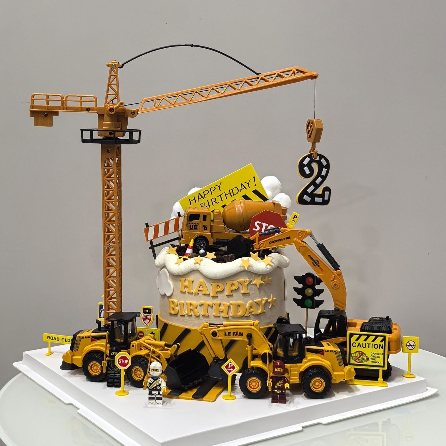 网红工程车蛋糕装饰摆件塔吊起重机挖机推土机儿童周岁生日装扮