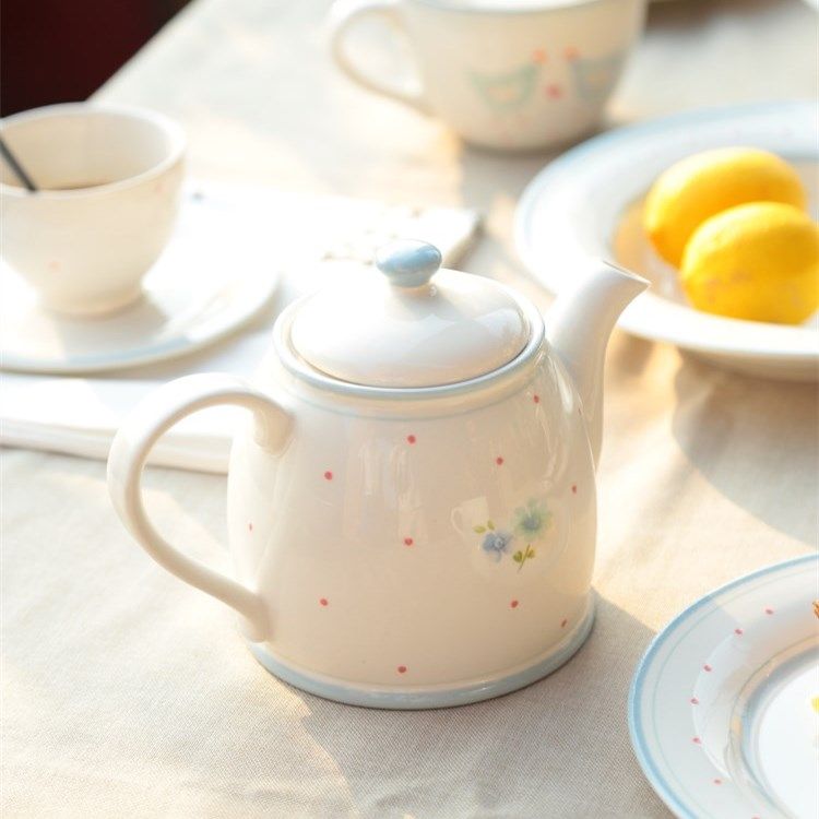 歐式釉下彩陶瓷茶壺杯碟小清新大號夏季涼水壺耐熱花茶壺套裝家用在類目 餐飲具, 茶具, 茶壺中 - 來自Buy2taobao.com提供專業的淘寶代購服務