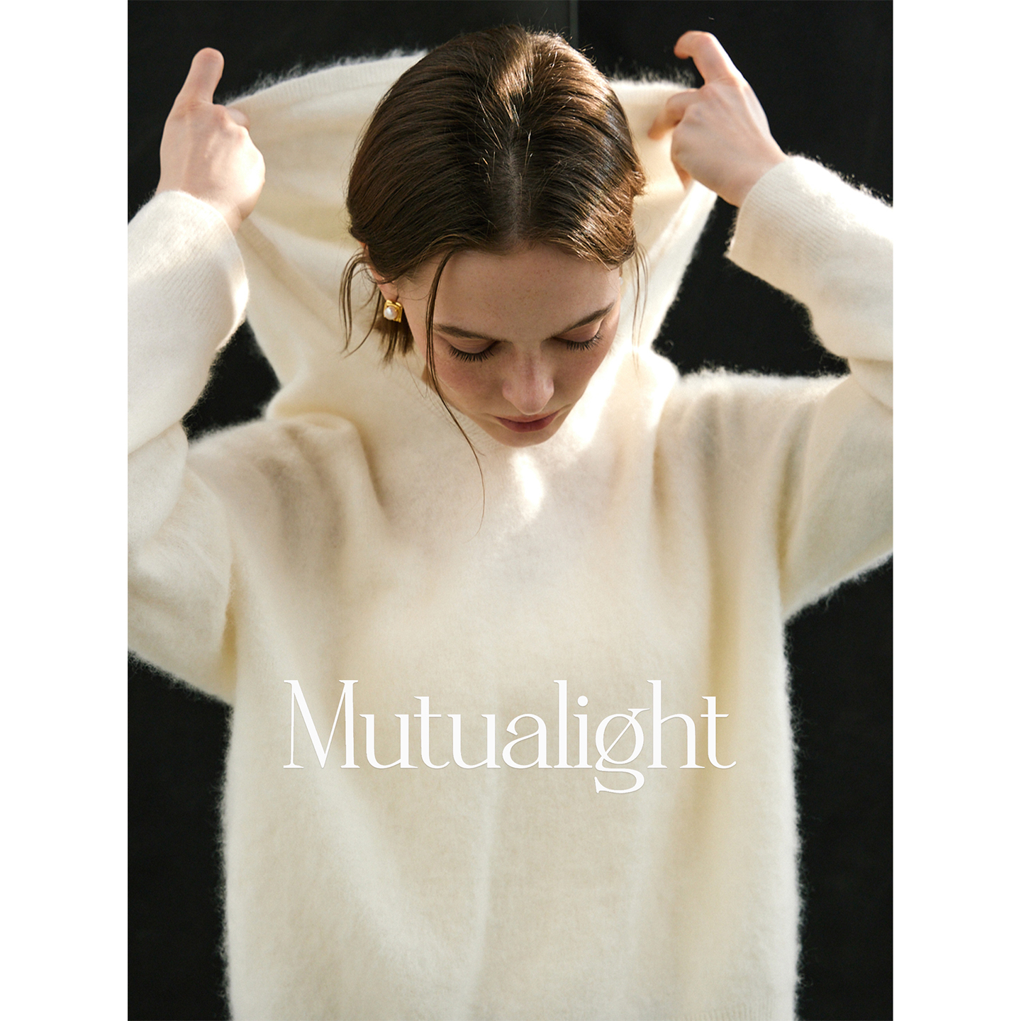 mutualight 雾感羊绒针织衫女秋冬新款羊毛拉绒显瘦连帽毛衣