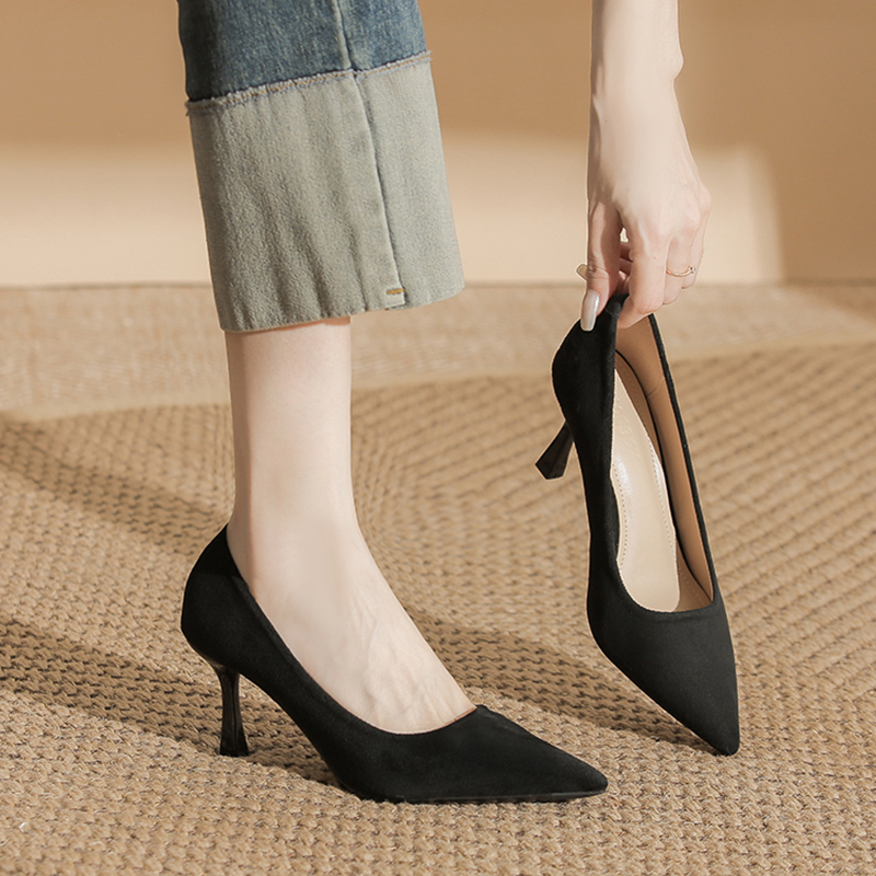 通勤风尖头细跟高跟鞋女黑色
