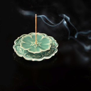 土人斋梅青釉·绽放香插粉青莲花双盘莲瓣香炉龙泉青瓷香道  490