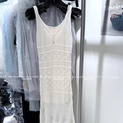 度假风镂空设计感针织吊带连衣裙