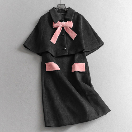 撞色拼接假口袋连衣裙斗篷套装女