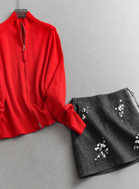 红色立领双拉链镂空长袖毛衣可配一套亮片串珠短裙女两件套装Q755