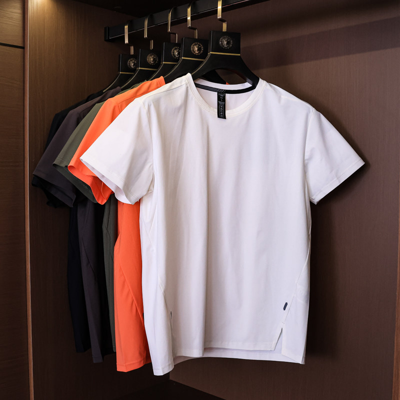 男装纯色速干透气基础款圆领T恤