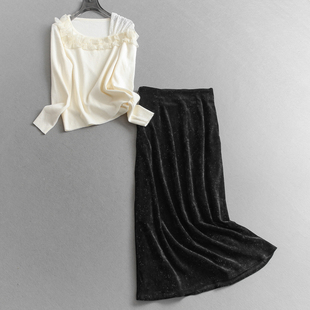 Q752 可配一整套亮丝丝绒半身裙套装 蕾丝拼接木耳边修身 打底针织衫