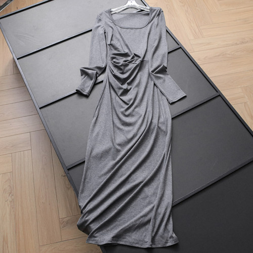 茶歇休闲裙子内搭打底长袖连衣裙