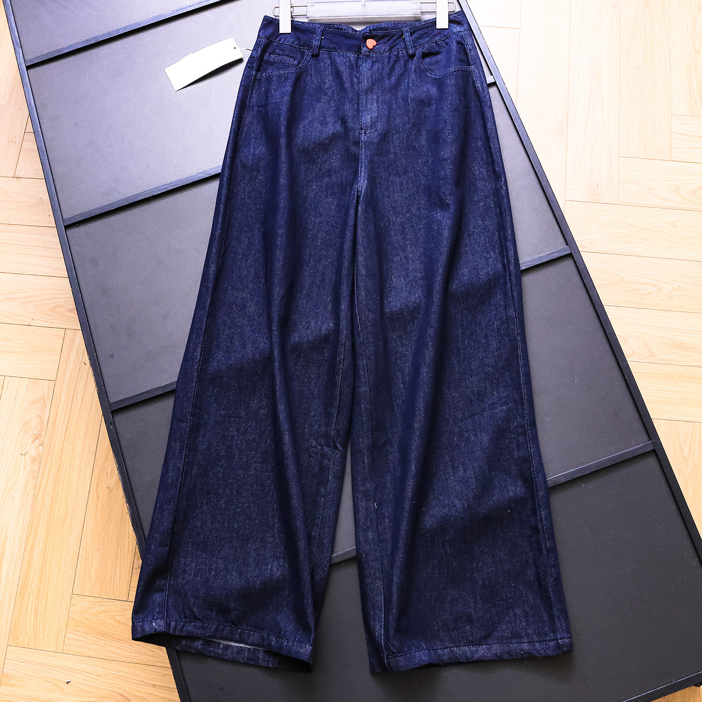 深蓝色高腰宽松阔腿裤爱心刺绣休闲长裤百搭直筒裤女裤牛仔裤B869,女装/女士精品,牛仔裤,淘宝优惠券,粉丝福利购,淘宝优惠卷