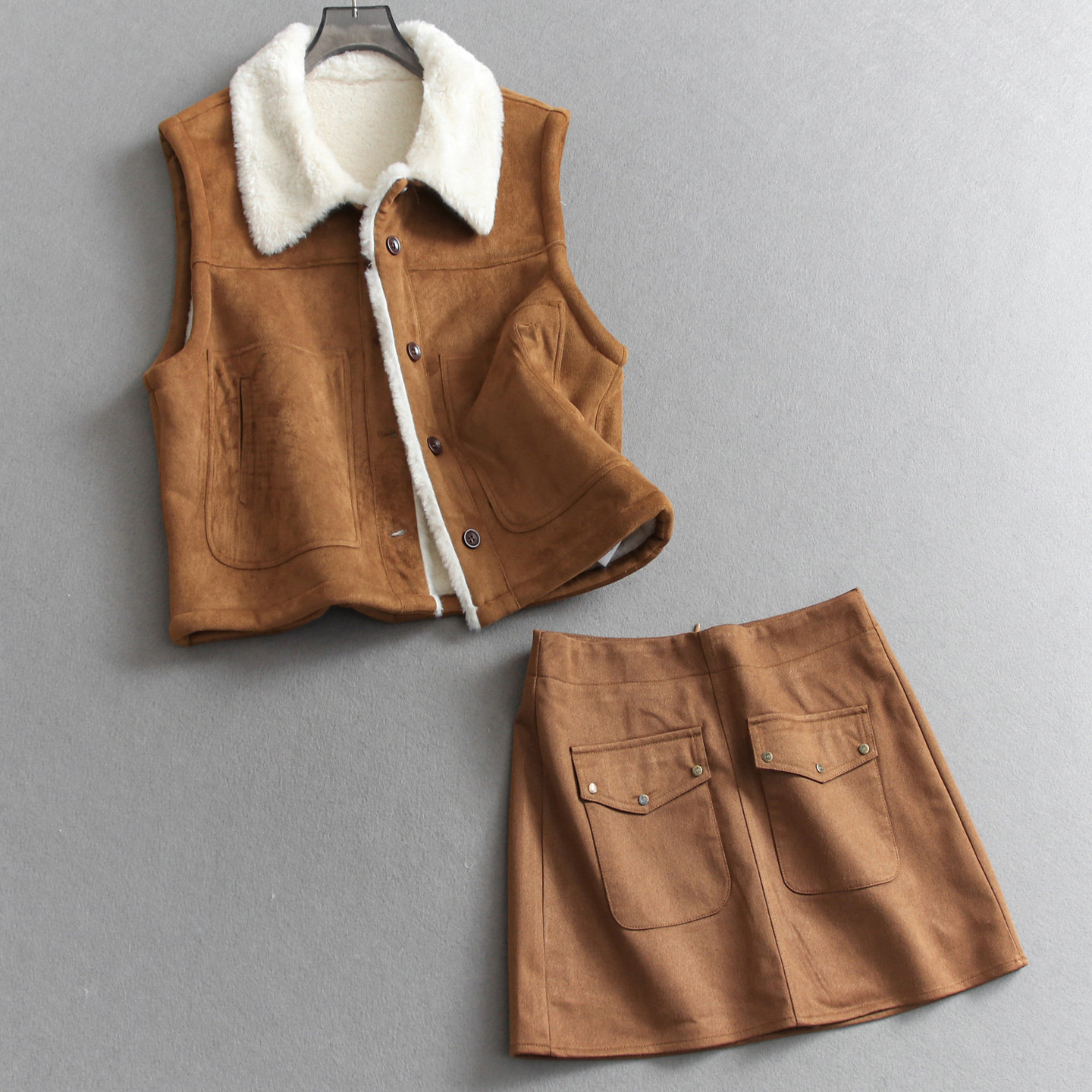 复古仿皮毛一体翻领加绒加厚马甲可配一整套半身裙短裙套装女M959,女装/女士精品,时尚套装,淘宝优惠券,粉丝福利购,淘宝优惠卷