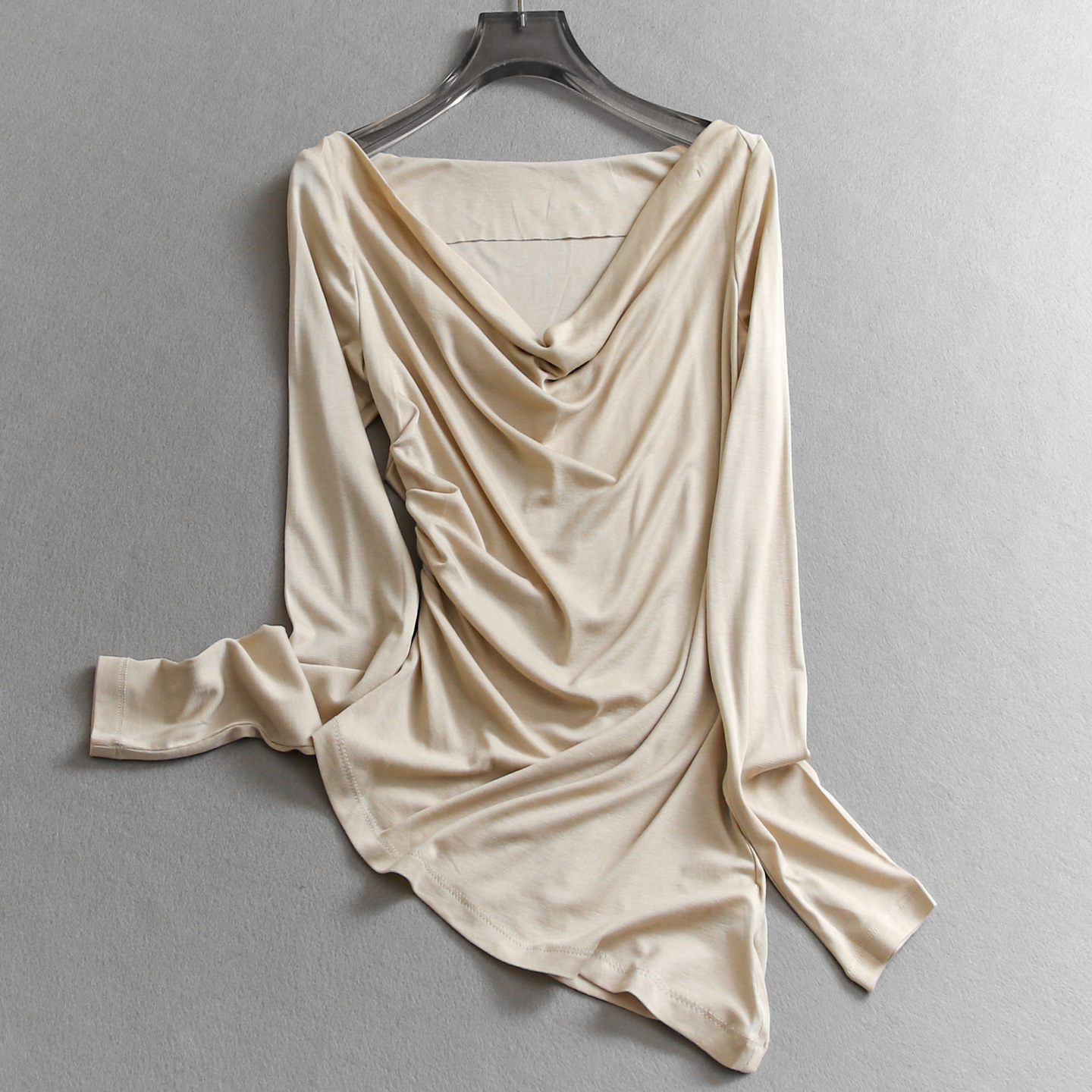 纯色捏褶显瘦修身荡领长袖T恤女