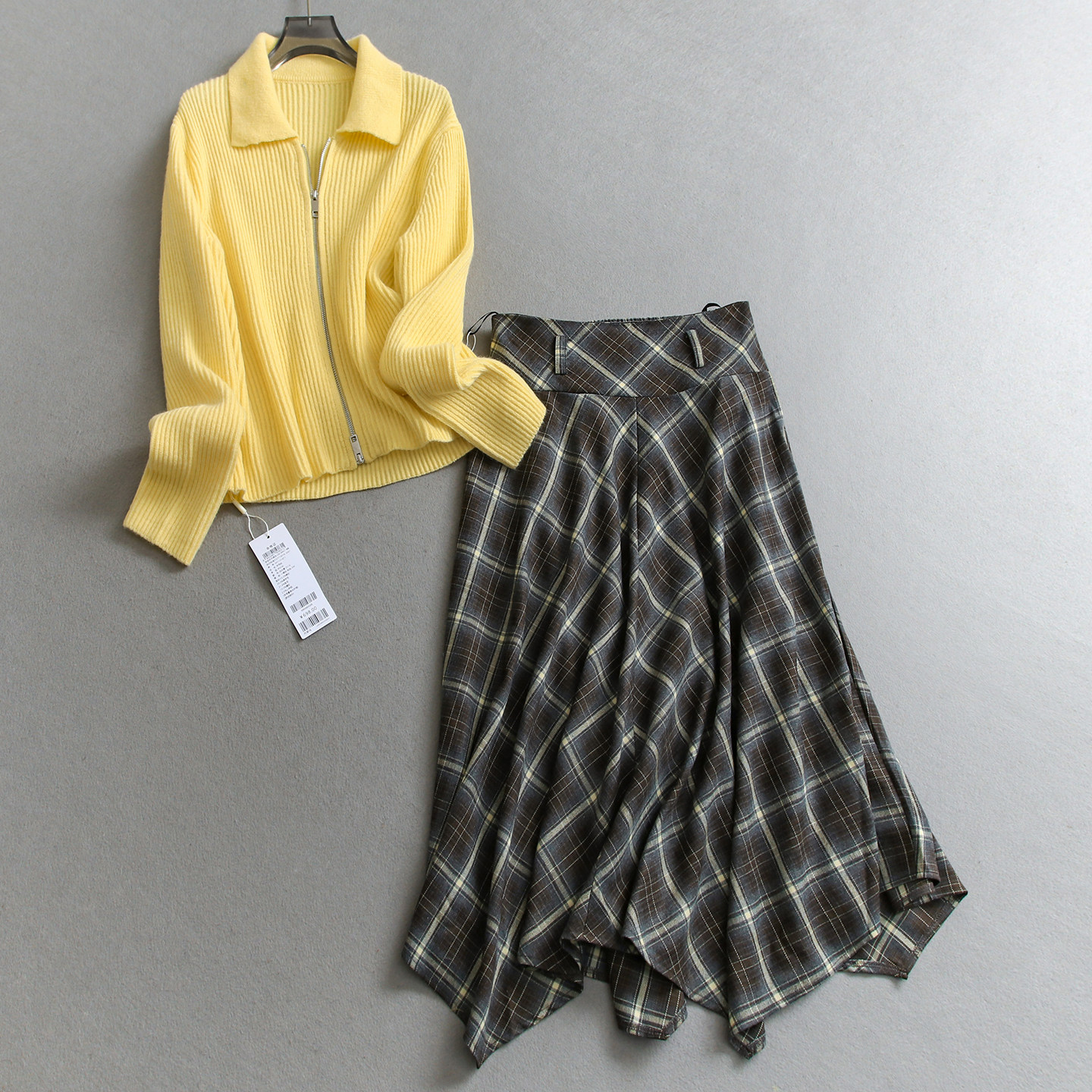 纯色拉链翻领针织开衫毛衣可配一整套格纹不规则半身裙女套装W039,女装/女士精品,时尚套装,淘宝优惠券,粉丝福利购,淘宝优惠卷