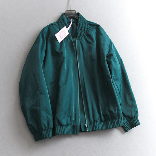 极简纯色V领标准版型飞行员棉服