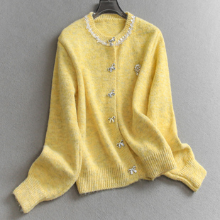 小香风钉珠镶钻圆领软糯亲肤蝴蝶结纽扣毛衣长袖 Q169 时髦女针织衫