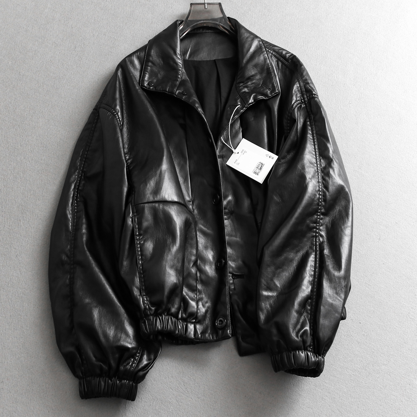 纯色宽松廓形立领两穿夹克女皮衣