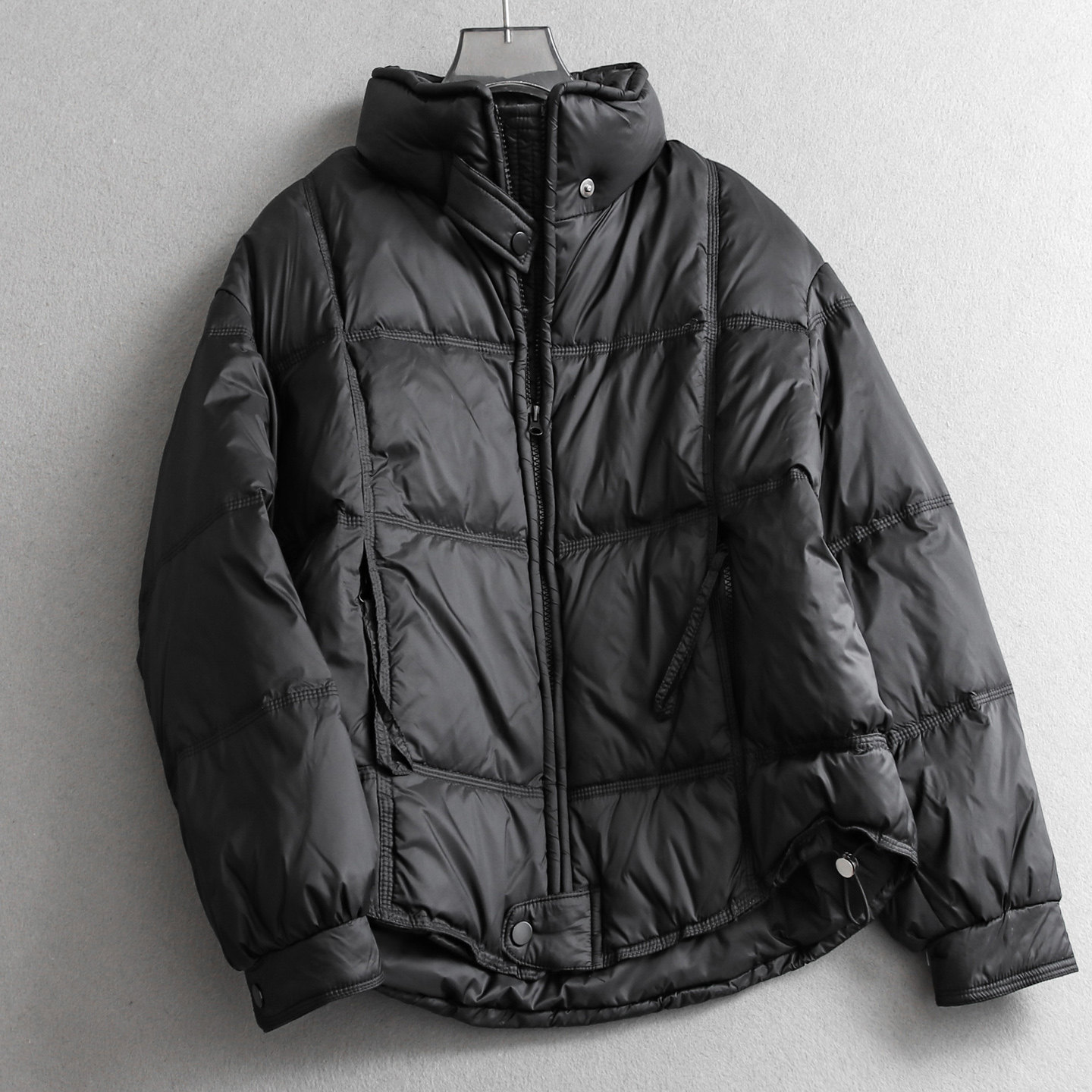 轻感纯色立领百搭宽松羽绒服女