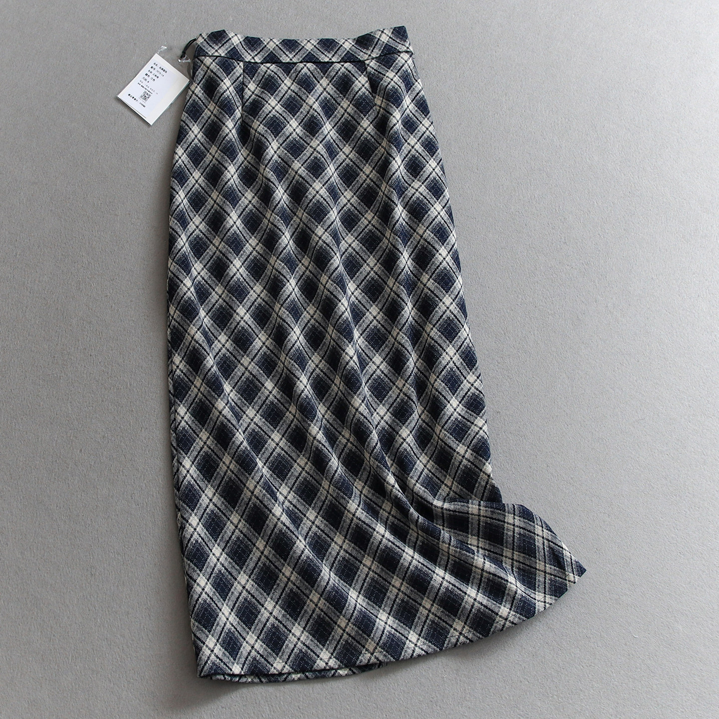 复古千鸟格毛呢女舒适保暖半身裙