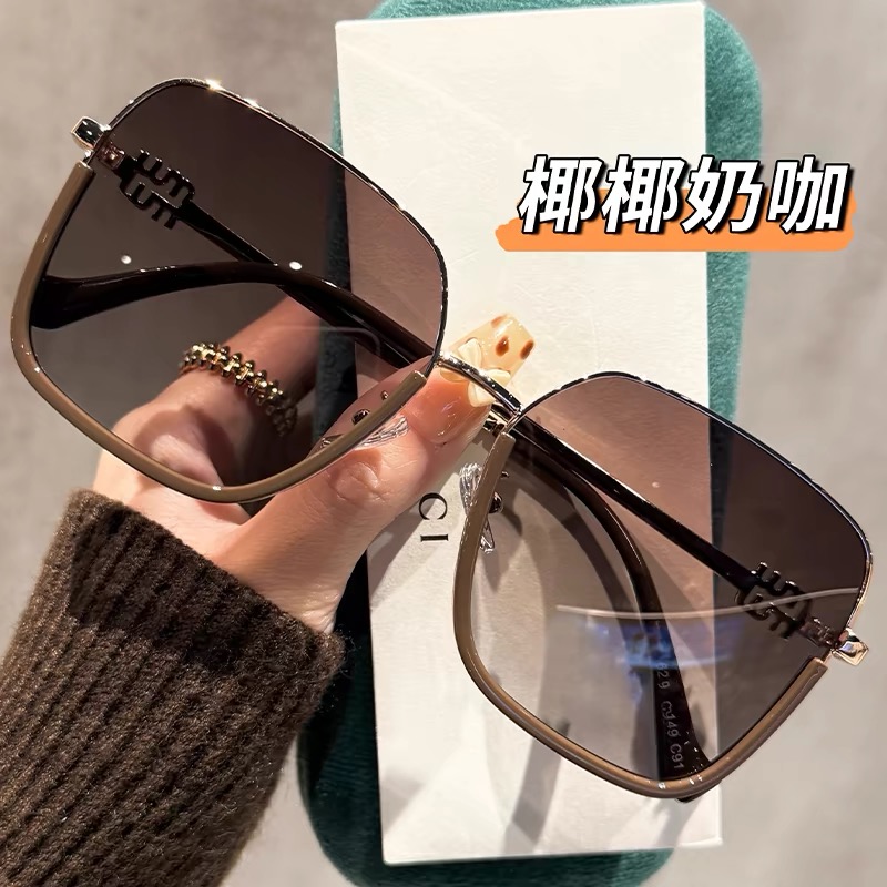 2025新款时尚偏光太阳镜大框方框墨镜钛合金镜架女近视可配度数男