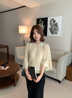 板栗西西【落日余温】早秋落肩袖翻领竖纹气质上衣黑色半裙套装