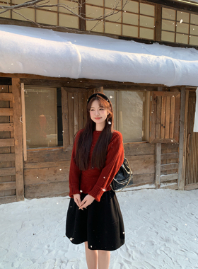 板栗西西【心动时刻】红色毛衣黑色半裙子时尚套装女秋冬款