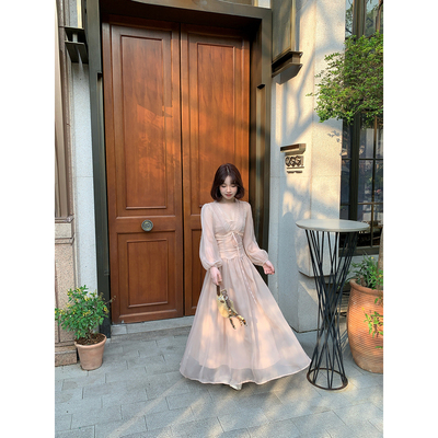法式甜美蕾丝V领收腰长袖连衣裙