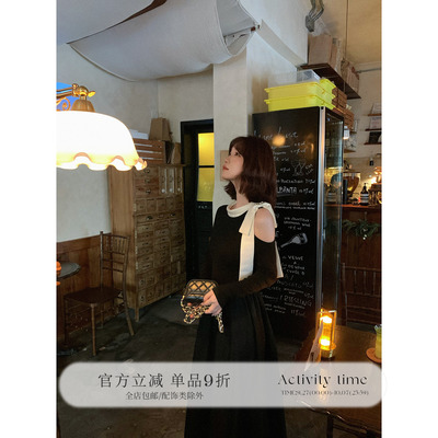板栗西西【斯慕夜色】秋季法式气质设计感花边领简约高级感连衣裙