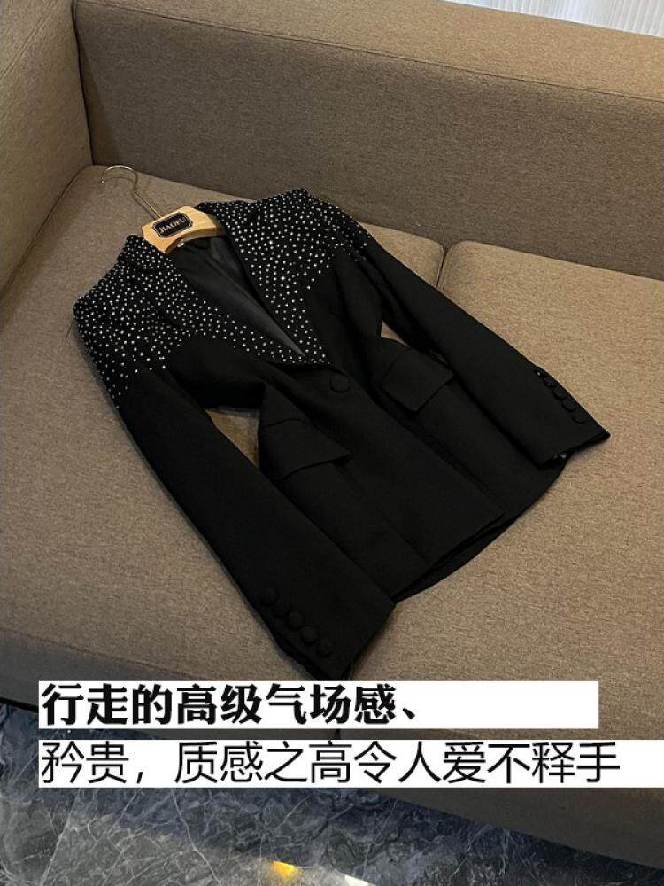 2024 새로운 스타일 유럽과 미국의 연예인 숙녀 패션 핫 다이아몬드 슬림 피트 원 버튼 정장 재킷과 스커트 정장 10007