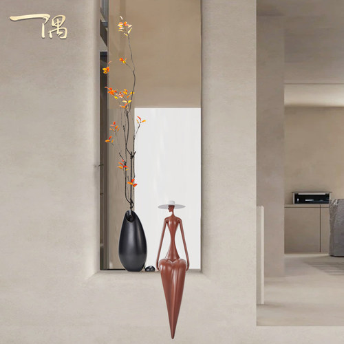 侘寂风意式艺术人物坐姿客厅摆件