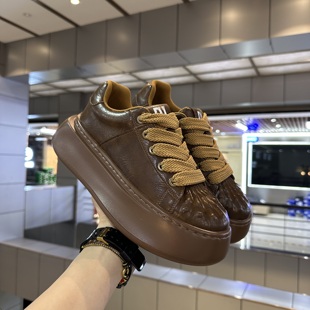 加绒保暖运动休闲潮鞋 抖音热卖 冬季 帅气炸街网红外增高老爹鞋 男鞋