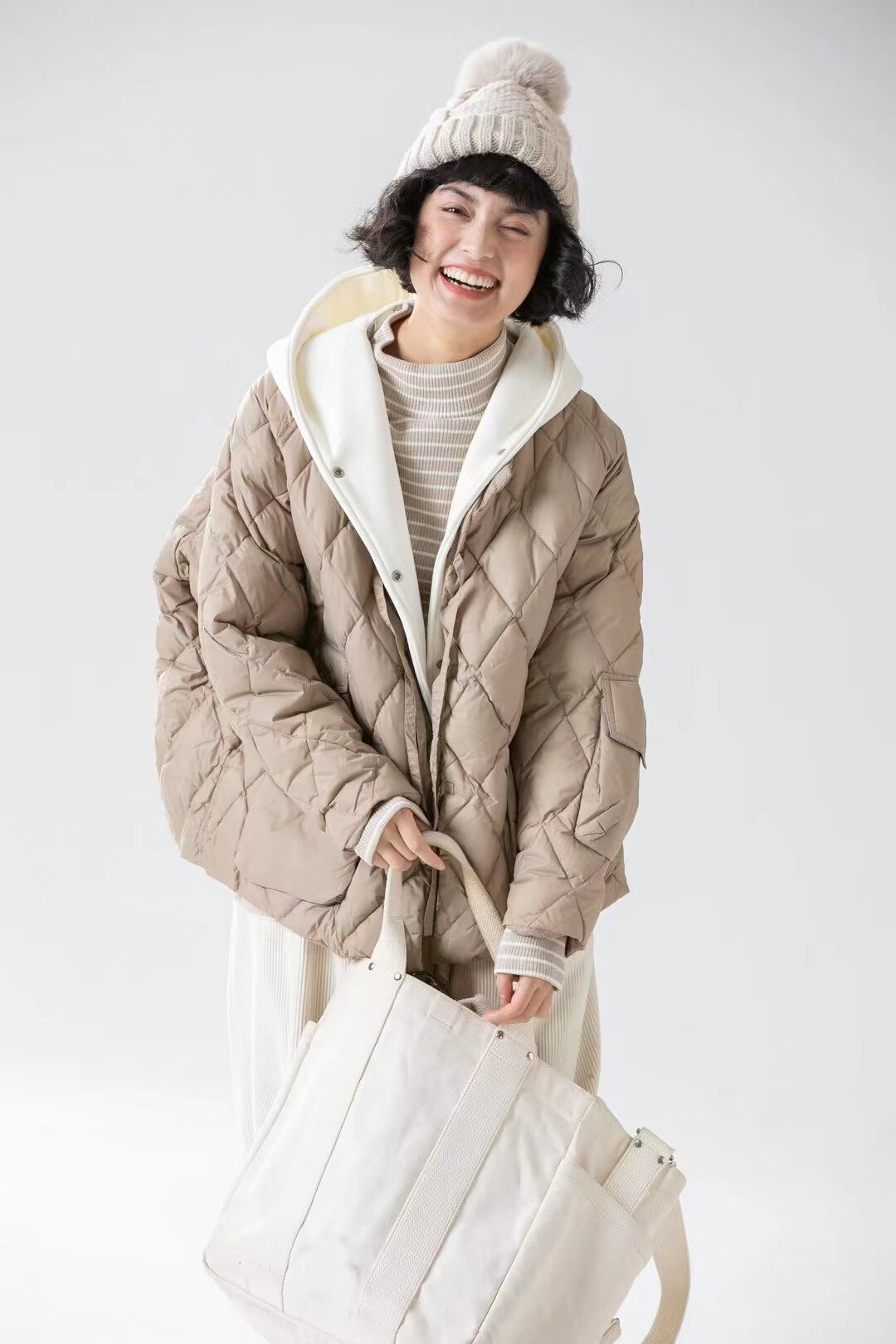 初唯正品女装冬新羽绒服31669 韩版日系文艺假两件连帽拼色宽松版