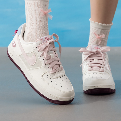 NNike/耐克女情人节限定空军一号运动鞋AF1粉白色板鞋IQ4937-161